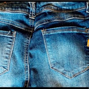 Adrianna 1822 jeans size 6